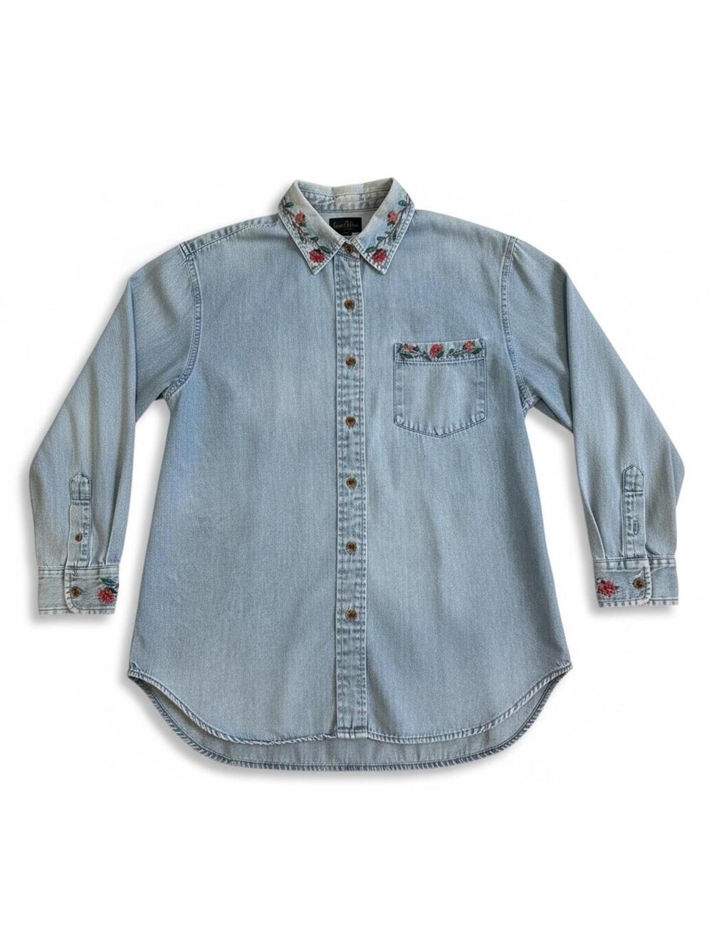 Charter Club Shirt Womens 8 Denim Button Up Embroidered Collar Cuffs Light BlueC